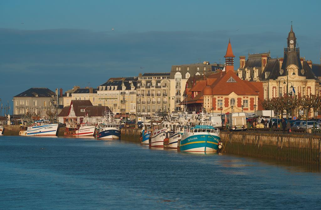 La porte bleue Trouville-sur-Mer Eksteriør billede